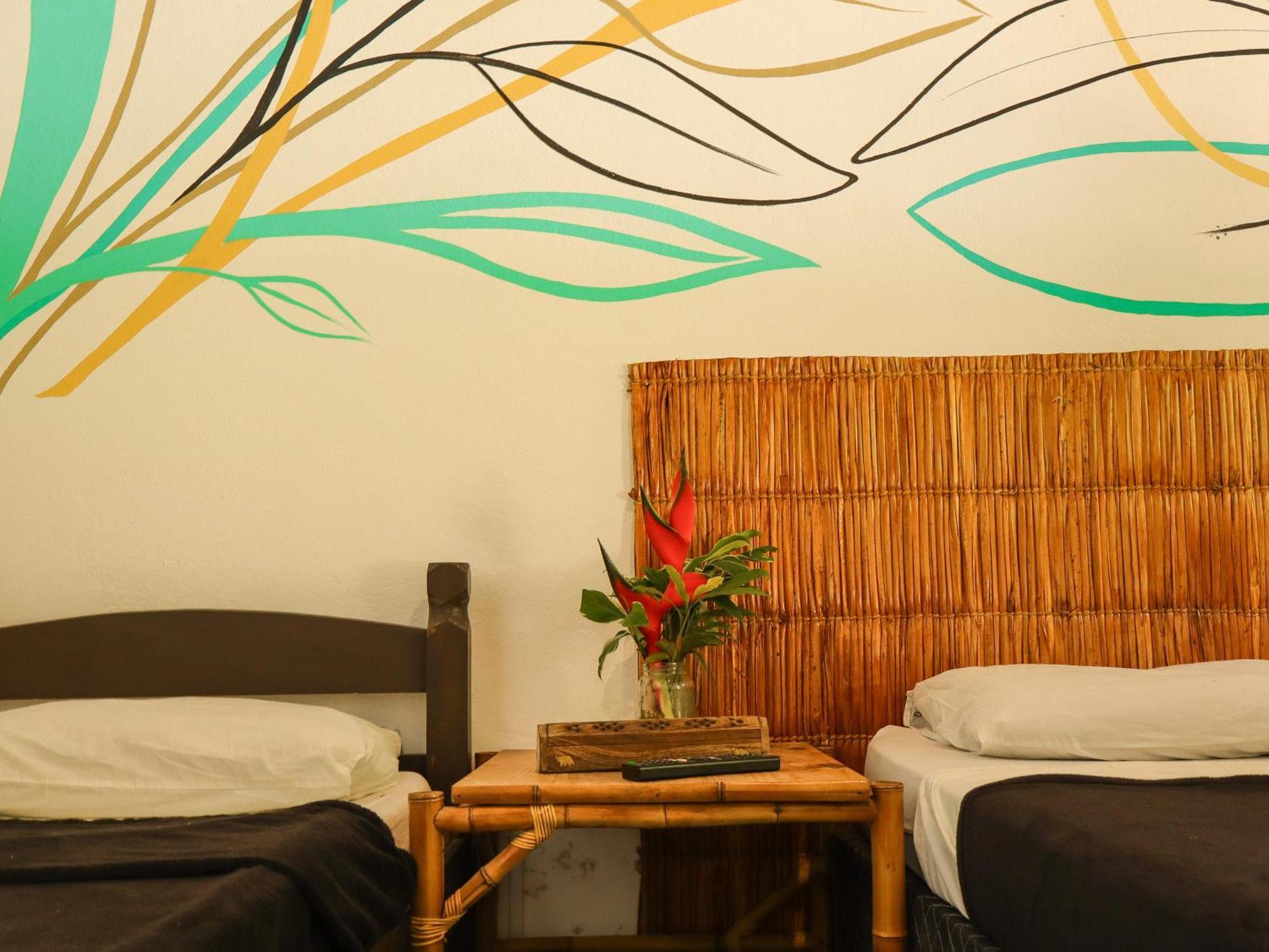 Hostel Marthi Itamambuca อูบาตูบา ภายนอก รูปภาพ
