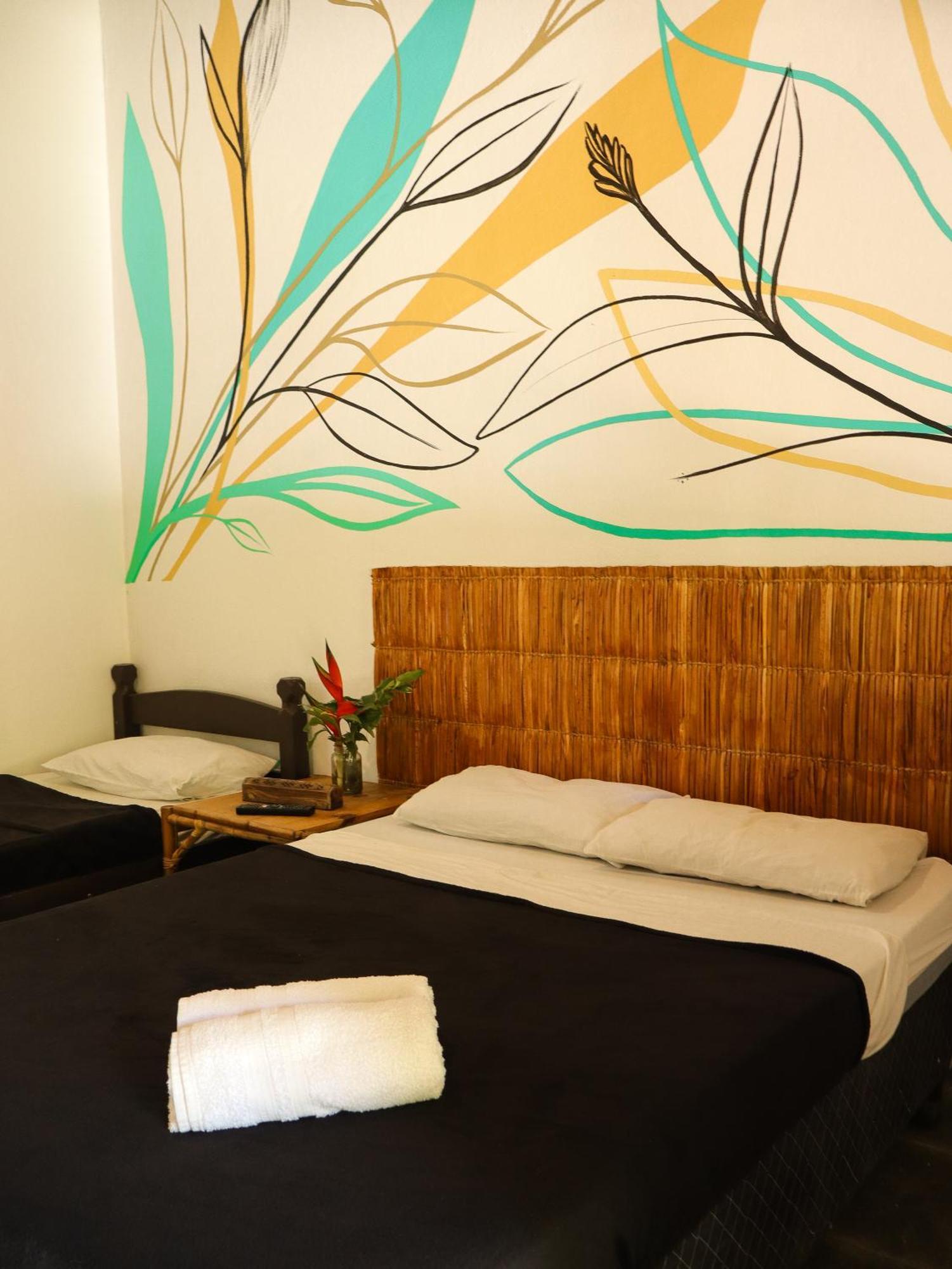 Hostel Marthi Itamambuca อูบาตูบา ภายนอก รูปภาพ